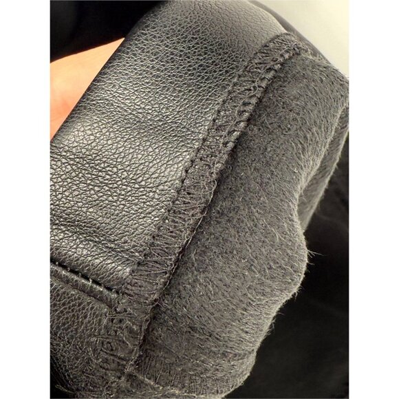 GAP HIGH RISE VEGAN FAUX LEATHER STRAIGHT LEG PANTS BLACK SIZE 6 NWT - Picture 4 of 12